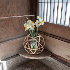 寺泊山田の曲物 花結び