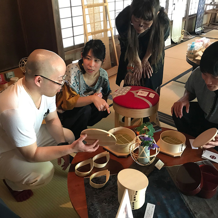 足立茂久商店 寺泊山田の曲物