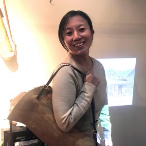 「山の織 雪の色」大滝ジュンコさん