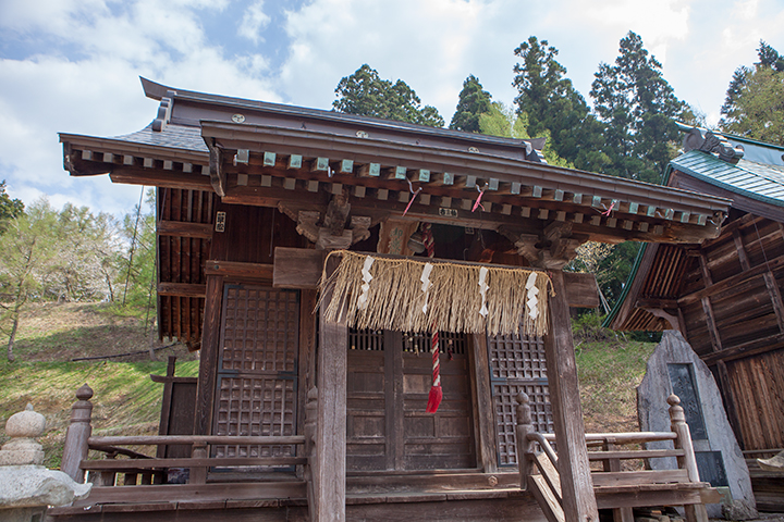 十日町 御機神社