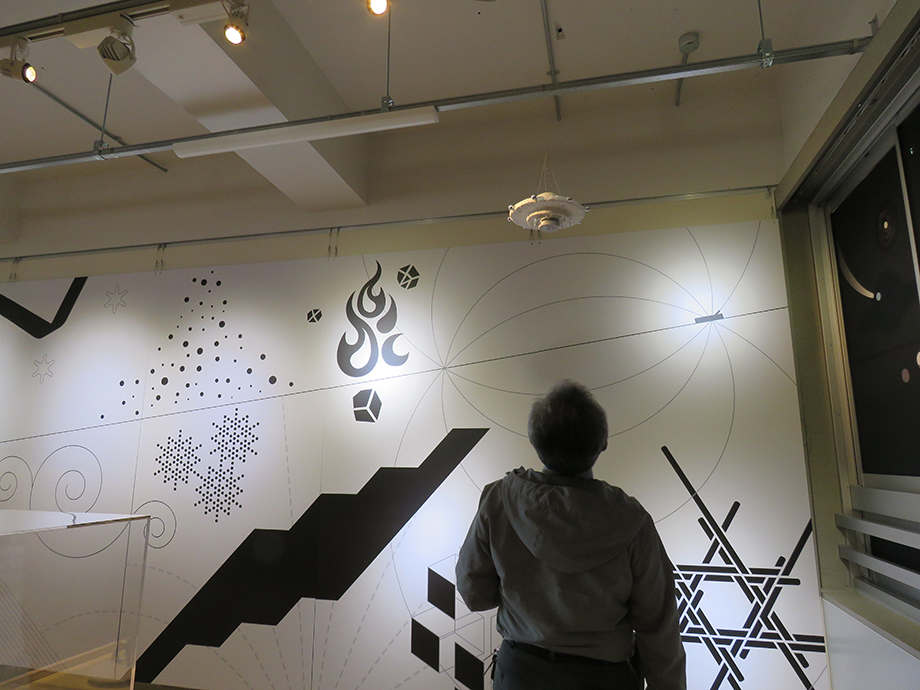 匠の惑星 展 会場 鑑賞者