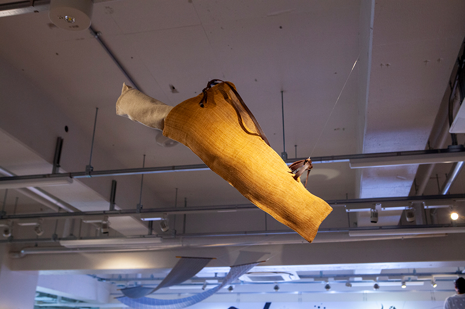 匠の惑星 展　しな布のバッグ