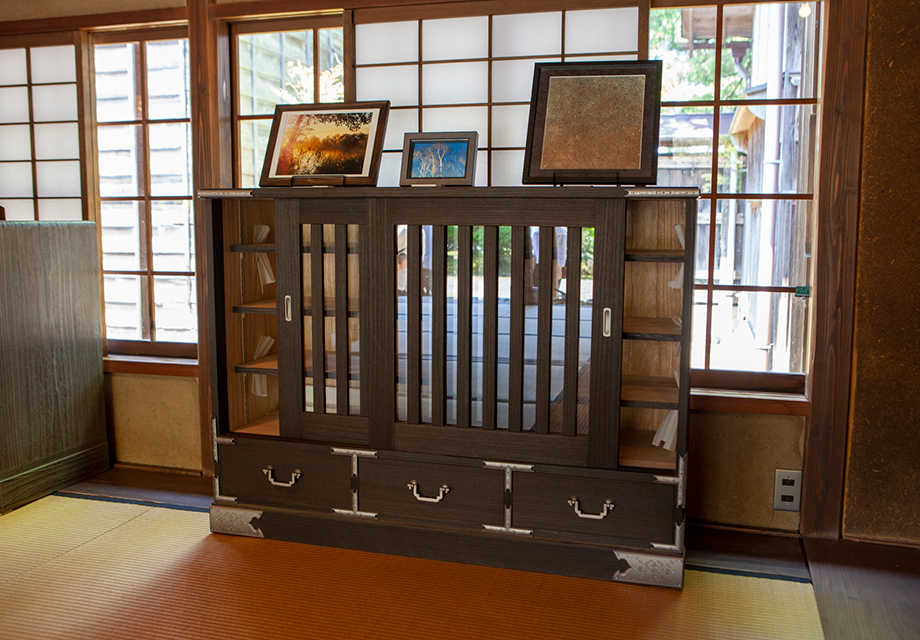 加茂桐たんすとフレーム