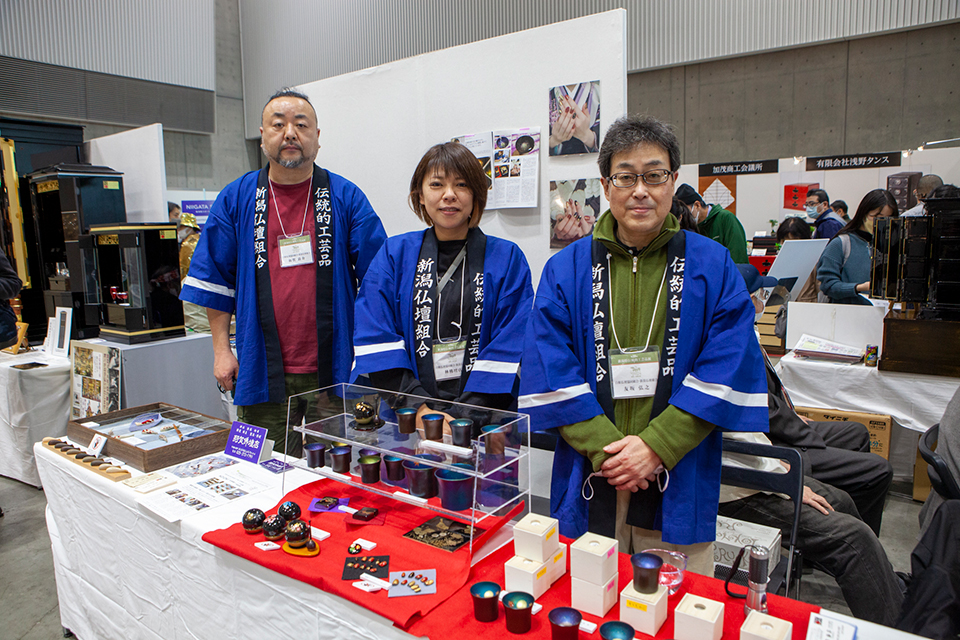 第39回新潟県伝統的工芸品展にて新潟・白根仏壇